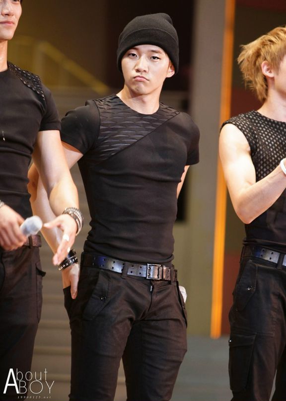 Lee Junho фотография #32