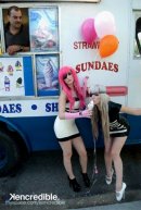 Audrey Kitching фотография #25 (источник - https://vk.com/id8867975)