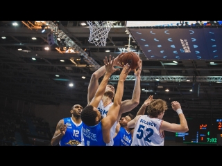 Historic dunk by Alexander Vinnik