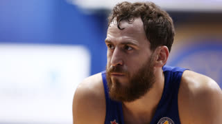 28/5/19 | Полуфинал, Игра 3 | Аллей-уп Серхио Родригеса на Джоэля Боломбоя