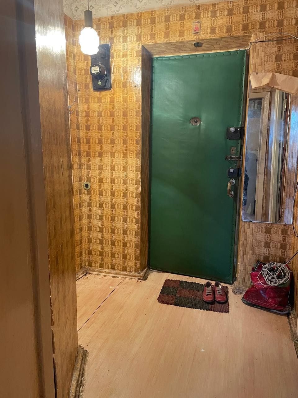 Продам 1 комнатную квартиру на ул. Геологическая 2/5 эт. район Щербакова 32 кв. м общ. Дом кирпичный ,квартира теплая не угловая, балкон застеклён. Состояние жилое. Развязка, все в пешей доступности. . ✅ Цена 2 900 000₽ Наличка. ☎+79592952103 Николай. ...